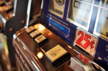 Fitur live casino timezone55 dengan dealer langsung untuk blackjack dan roulette